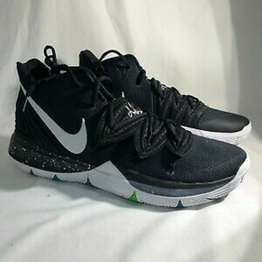Men's Nike Kyrie 5 Black Magic basketball shoes